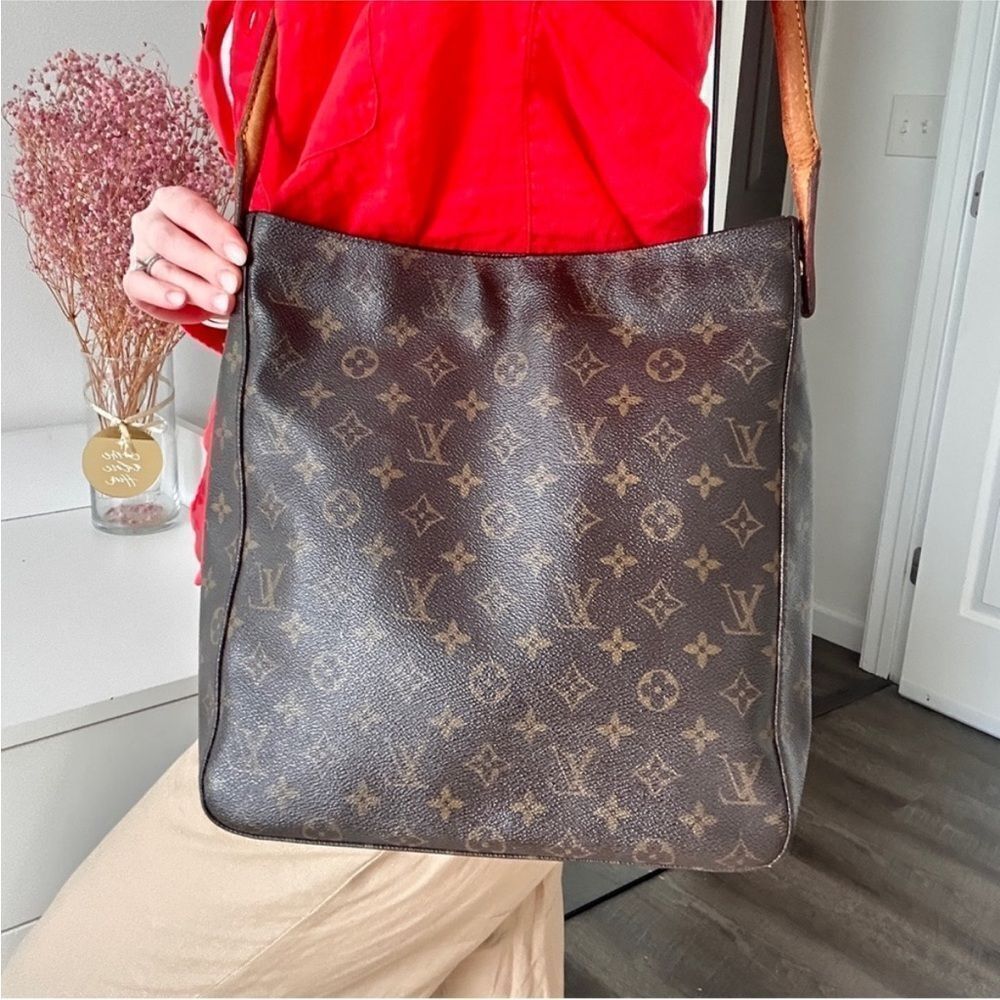 ✅AUTHENTIC✅LOUIS VUITTON LOOPING GM - Picture 15 of 15